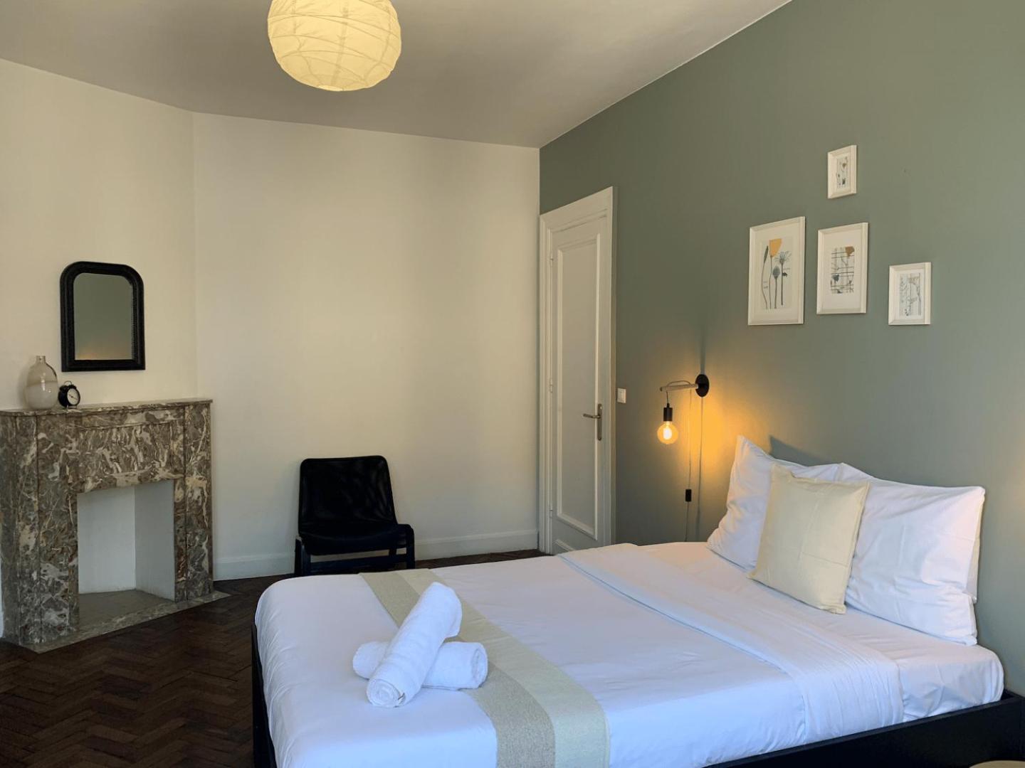 Appartement 2 Chambres Avec Parking, Proche Metro 릴 외부 사진