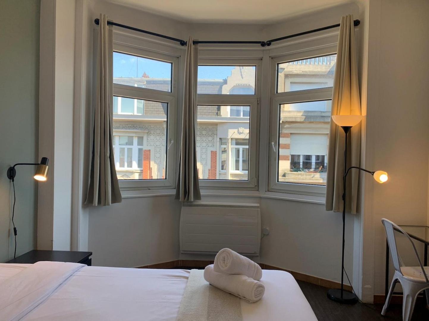 Appartement 2 Chambres Avec Parking, Proche Metro 릴 외부 사진